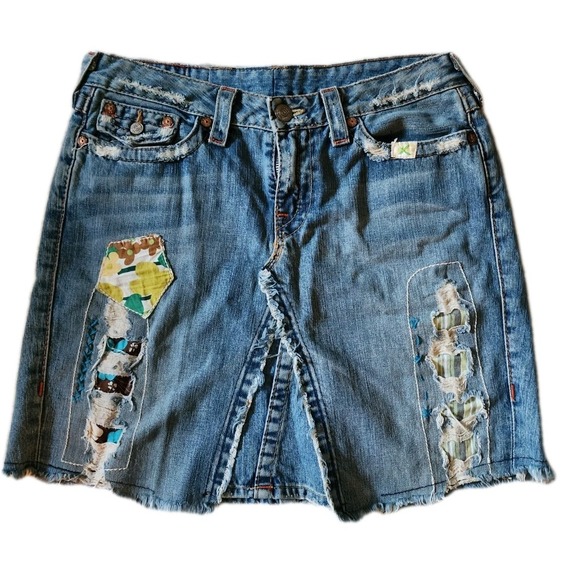 True Religion Skirt Size 31 Patches Distressed Thick Thread Woodstock D-61 - Picture 1 of 15